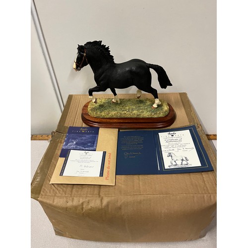 123 - boxed border fine arts welsh cob limited edition 168 of 1250
with certificate of authenticity