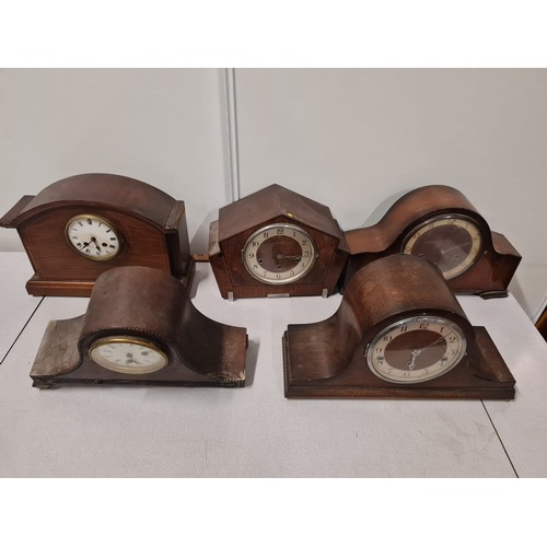 412 - 5 vintage wooden mantle clocks.