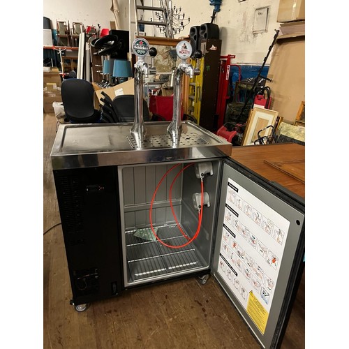 214 - Heineken/ Birra Moretti mobile double font bar unit working.