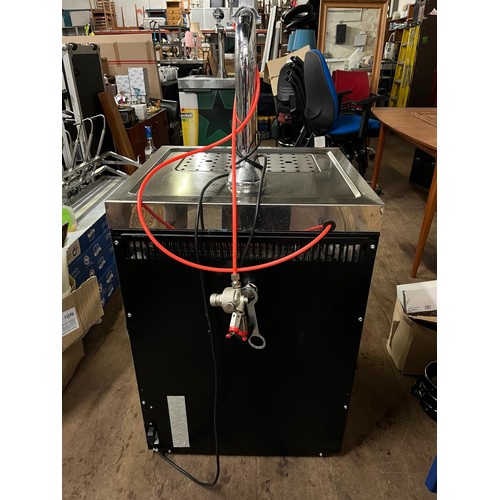 255 - Heineken single font mobile bar unit working with keg inside (not full)