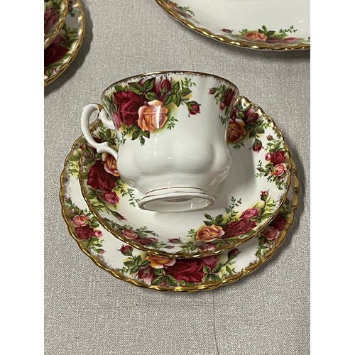 220 - 39 piece royal albert old country roses tea set 
12 trios , cake plate sugar & cream