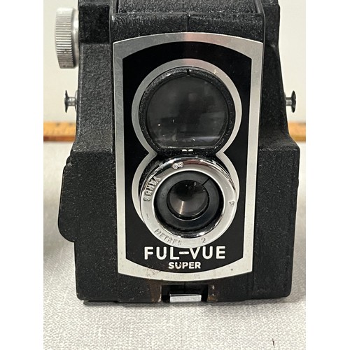 231 - vintage ross ensign ful-vue camera