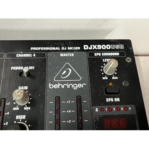 247 - beringer djx900 along with cordless mic system