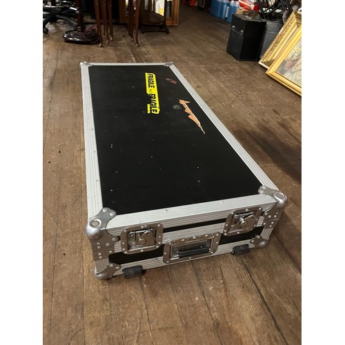 262 - large flight case & contents to include compressor , mixer etc