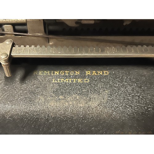 287 - vintage remington rand typewiter in original case