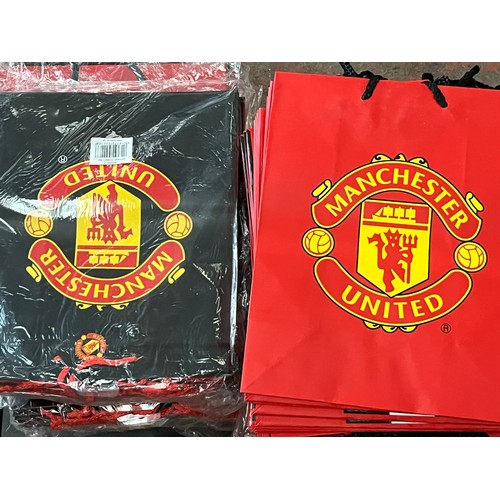 459 - large quantity of man utd gift bags (retail 5.99)