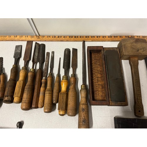 200B - selection of old tools to include chisels etc