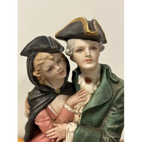 29 - capodimonte figurine signed by bruno merli (romantico veneziano)