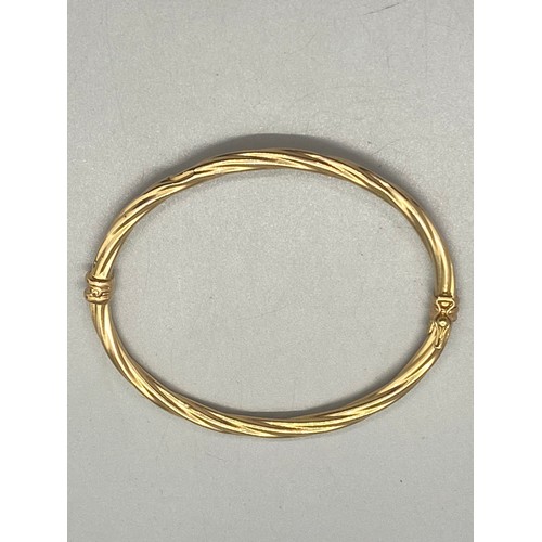 7 - 9ct gold ladies bangle 4.17grams