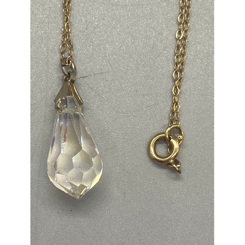 8 - 9ct gold chain with crystal pendant