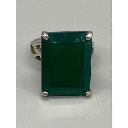 147 - silver & jade dress ring