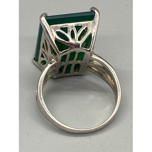 147 - silver & jade dress ring