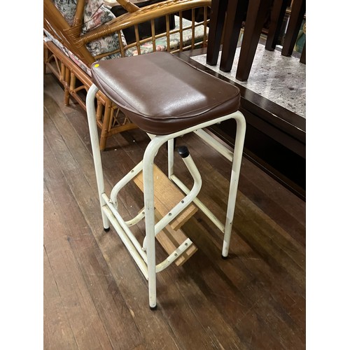 74 - vintage kitchen folding step stool