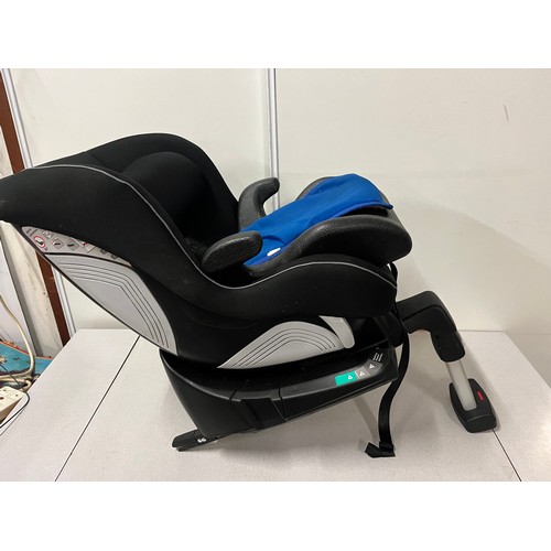 305 - isofix carseat & booster