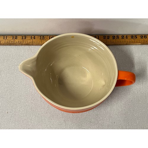 28 - le-crueset volcanic stoneware mixing jug