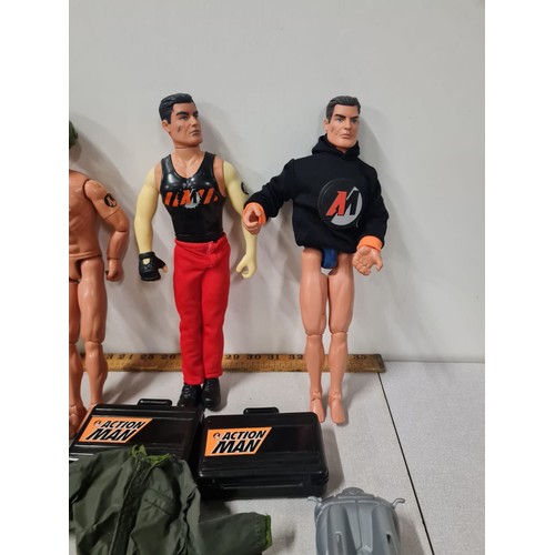 225 - 7 Vintage action men figures from 1994-1999 along with accessories.