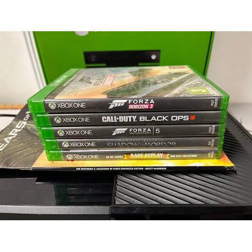 232 - Boxed Xbox One with 5 games & Kinnect (no controllers) powering up.