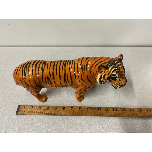 278 - large vintage beswick tiger 14