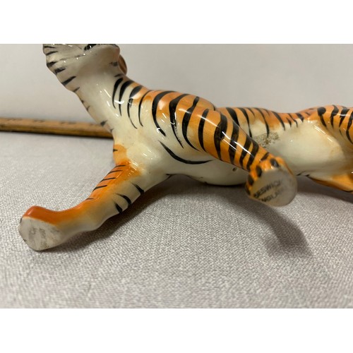 282 - vintage beswick tiger