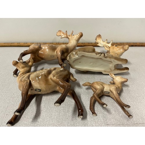 283 - vintage beswick deer family