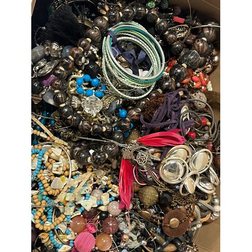 143 - Large selection of costume jewellery 
6.2kg