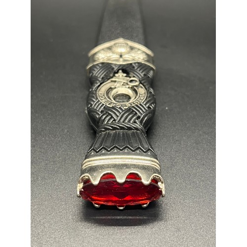 59 - Sgian Dubh with semi precious stone & clan motto 'Virtue cresco'