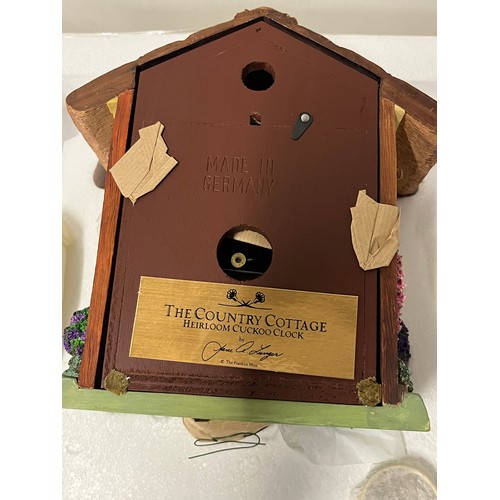 296 - The country cottage heirloom jane lunger cuckoo clock by franklin mint new in box