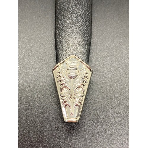 62 - Sgian Dubh with thistle & clan crest