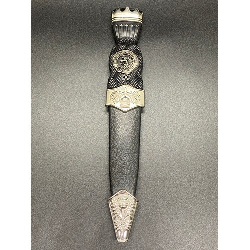 62 - Sgian Dubh with thistle & clan crest