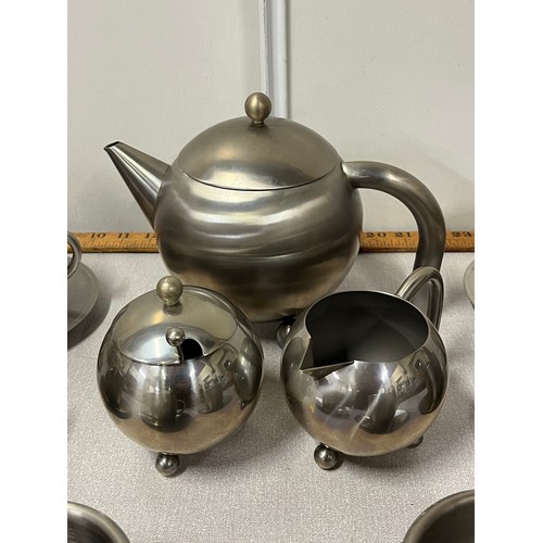 217 - 15 Piece art deco tea set to include infuser teapot.