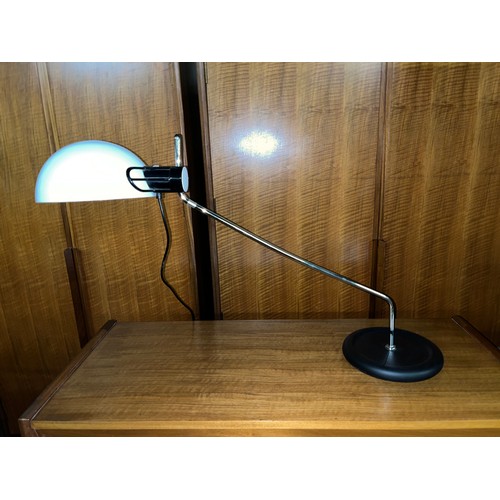87 - Original 1970's Guzzini dragonfly lamp designed by Emilio Fabio Simion for Guzzini
Diagonal length 9... 