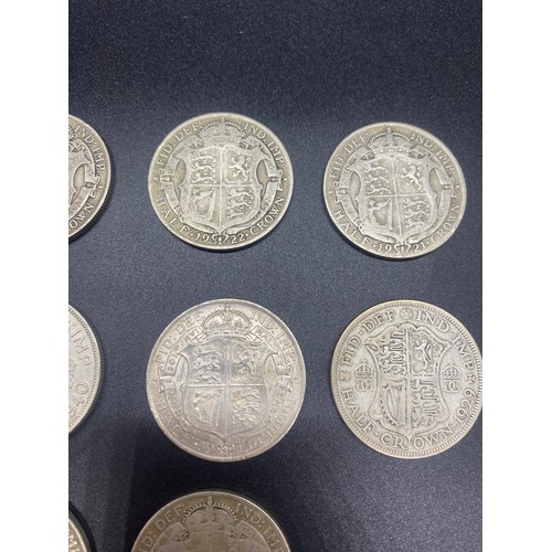 31 - 10 x Silver half crowns dated 1915-1940.