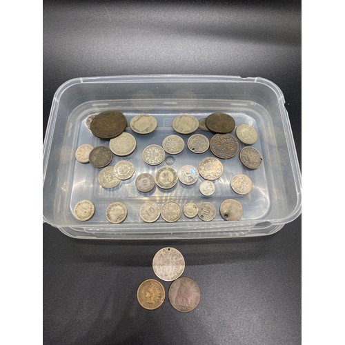 93 - Collection of old coins to include 1875 Indian Head Penny, 1805 silver bank token 10 pence Irish and... 