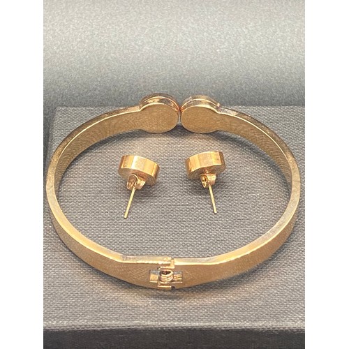 219 - Bulgari Bvlgari style bracelet and earring set.