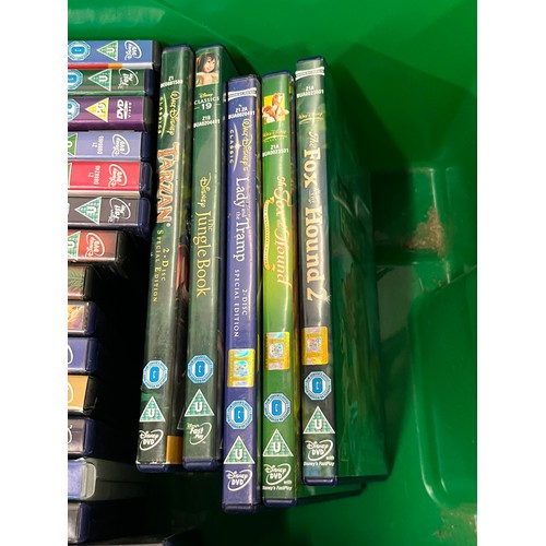 329 - 23 Disney dvd's