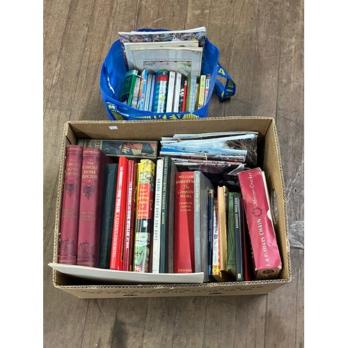 500 - Box of books & train magazines