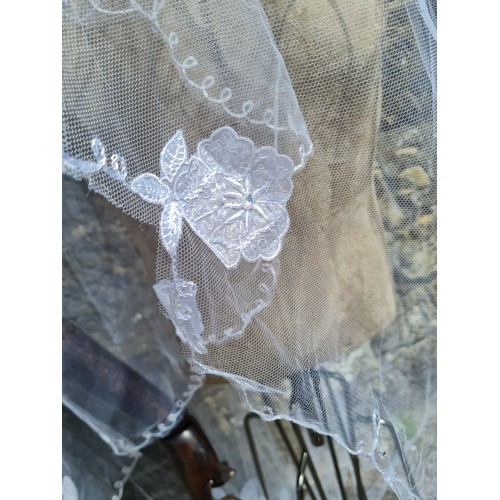 298 - Wedding veil with flower detail & crystal tear drops