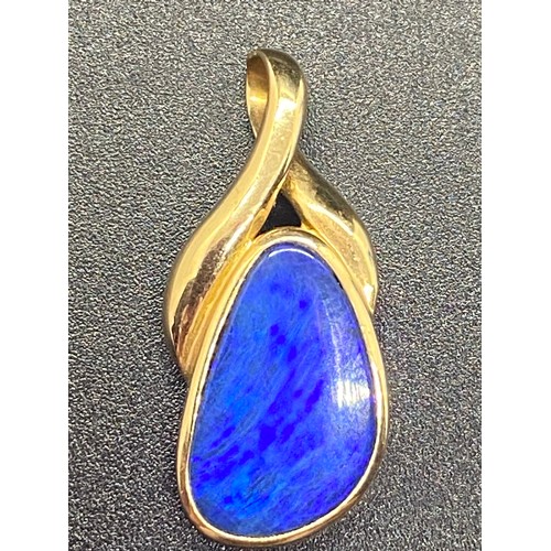 173 - 2 9ct gold and gemstone pendants (citrine and diamond)together with 14ct gold and lapis lazuli penda... 