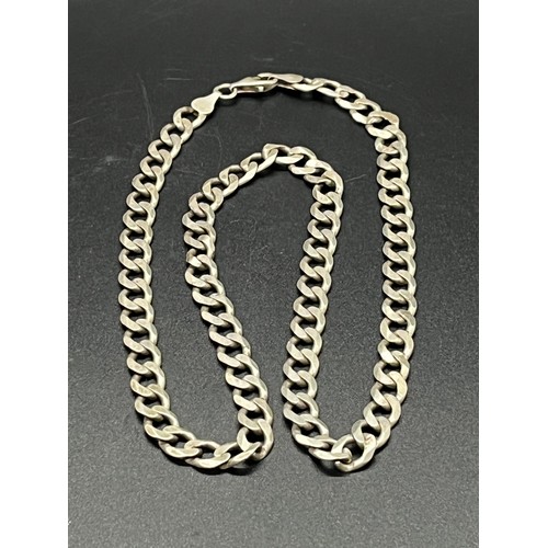 44 - Heavy Silver curb chain.