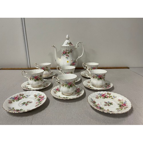 88 - 15 piece Royal Albert 'Moss rose' tea/coffee set.