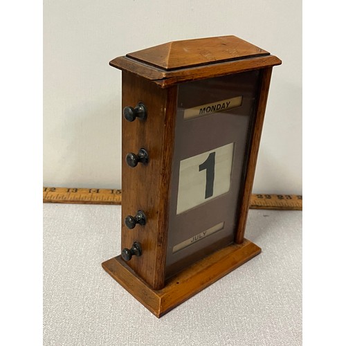 196 - Antique perpetual beech wood calender circa 1900s