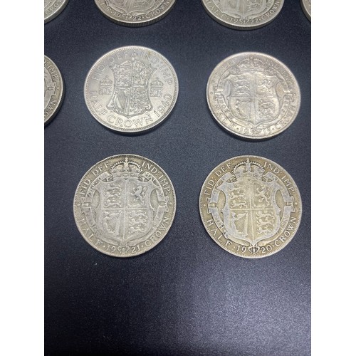 31 - 10 x Silver half crowns dated 1915-1940.