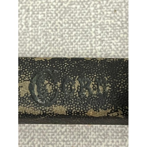 87 - Vintage opera glasses and small straight razor.