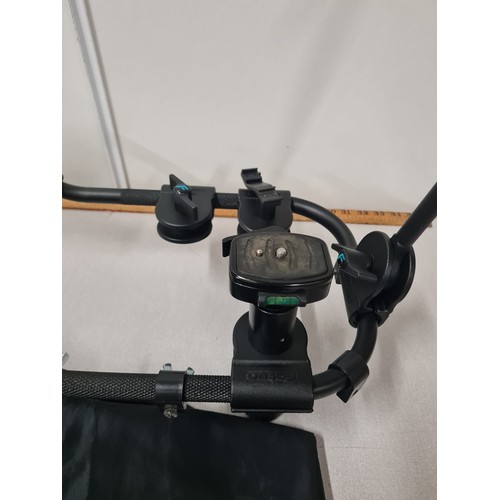 115 - Foton video accessory pan mount.