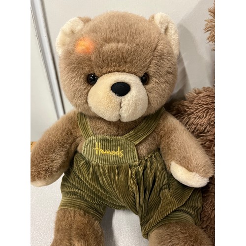 103 - 5 x Harrods teddy bears.