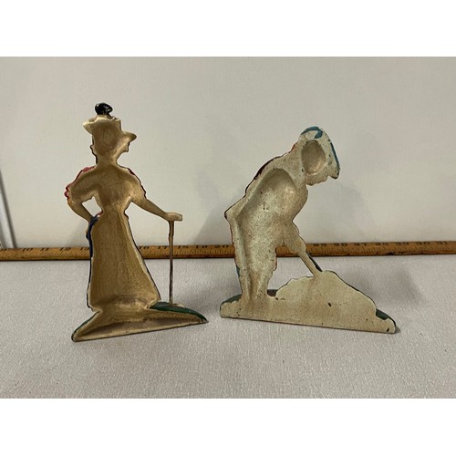 117 - A pair of vintage cast iron golfing door stops
tallest 9 inches high