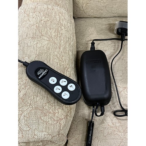 365 - The Cheshire Lift & recline cosi chair.