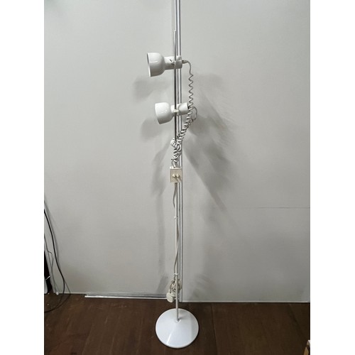 190 - Vintage spotlight floor lamp.