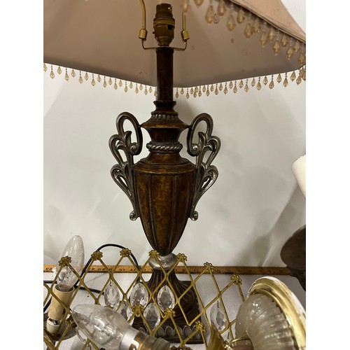 320 - Selection of vintage lighting to include chandelier & lamp etc.