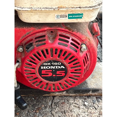 390 - Honda GX160 5.5 petrol generator (spares or repair)